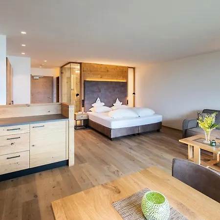 Hotel Garni Nachtigall 3*